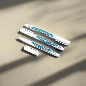 Premium white marker pen – stylish and sustainable office essential