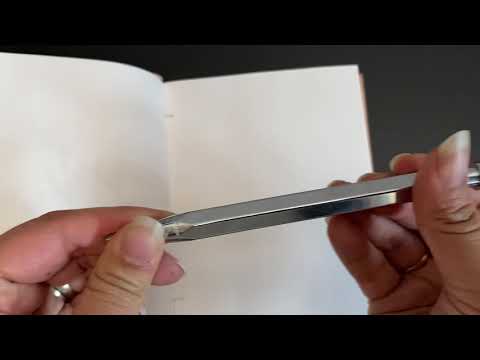 Soothi elegant retractable brass pen – metallic gold and silver for a refined writing experience